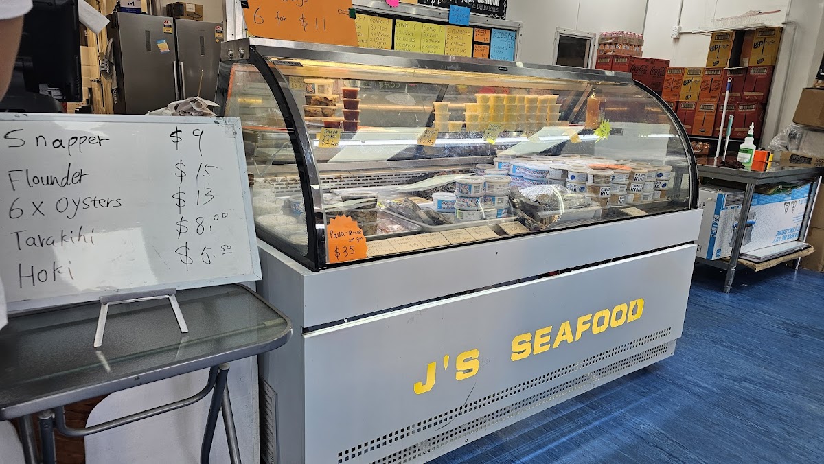 J's Restaurant & Takeaways Rotorua Photos 2